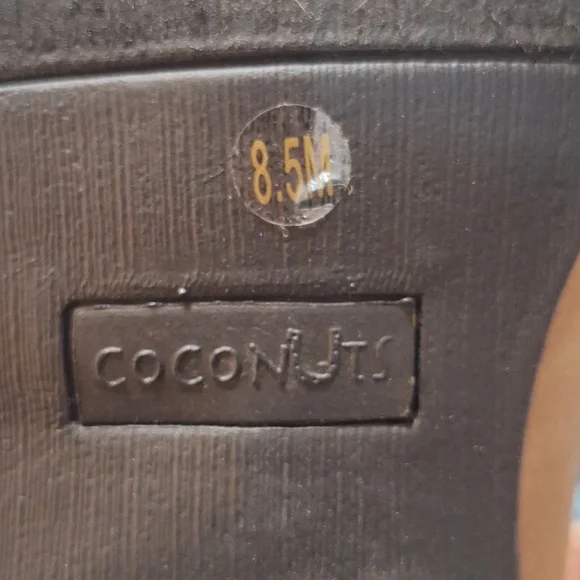 Coconuts by Matisse Tan and Brown Boots - Picture 2 of 5